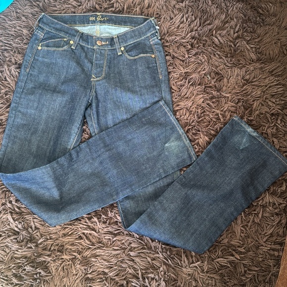 Old Navy Denim - The Flirt mid rise boot cut stretch jeans